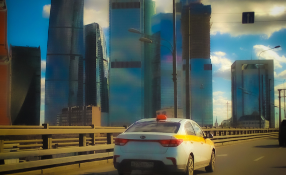 Волонтёр и мать пропавшего на СВО военного чуть не стали жертвами обмана Волонтёр и мать пропавшего на СВО военного чуть не стали жертвами обмана