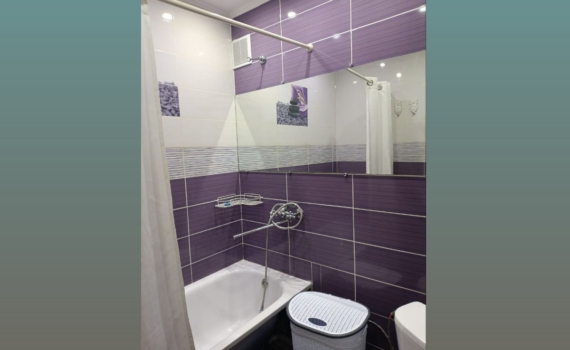 Смертельный риск в собственной ванной: что категорически нельзя делать, когда стирает машинка Смертельный риск в собственной ванной: что категорически нельзя делать, когда стирает машинка