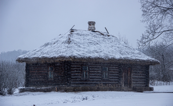 Мы утеплили дачу в лютый мороз по дедовскому методу: за отопление не платим — а жара, даже при -35° Мы утеплили дачу в лютый мороз по дедовскому методу: за отопление не платим — а жара, даже при -35°